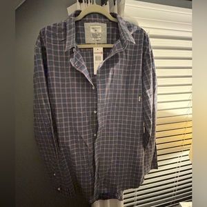 NWT men’s quicksilver button down. Size XL